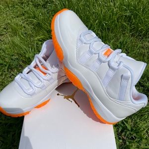 Jordan 11 low citrus